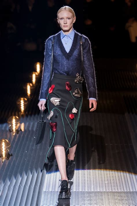 prada runway haarklip 2019|Prada dresses for fall.